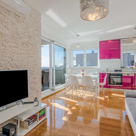 Fucshia Dreams, Brand New Penthouse For 8 Διαμέρισμα Novalja Εξωτερικό φωτογραφία