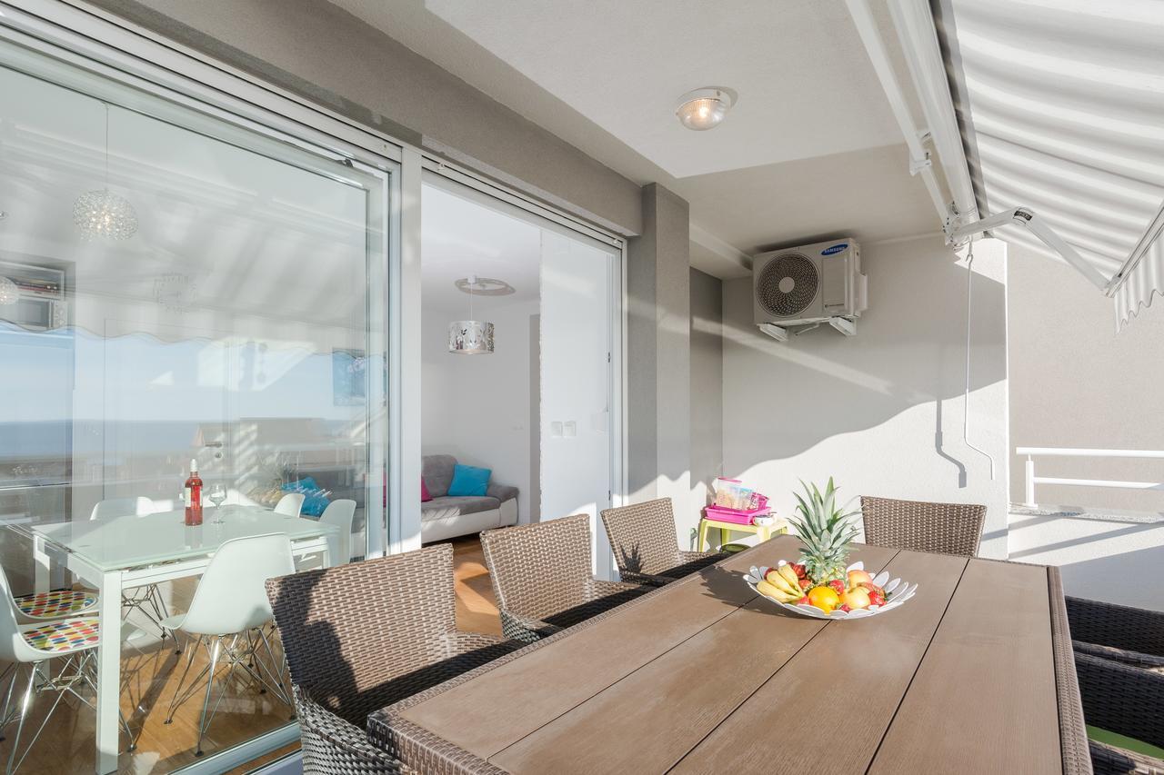 Fucshia Dreams, Brand New Penthouse For 8 Διαμέρισμα Novalja Εξωτερικό φωτογραφία