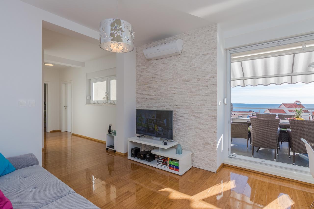 Fucshia Dreams, Brand New Penthouse For 8 Διαμέρισμα Novalja Εξωτερικό φωτογραφία