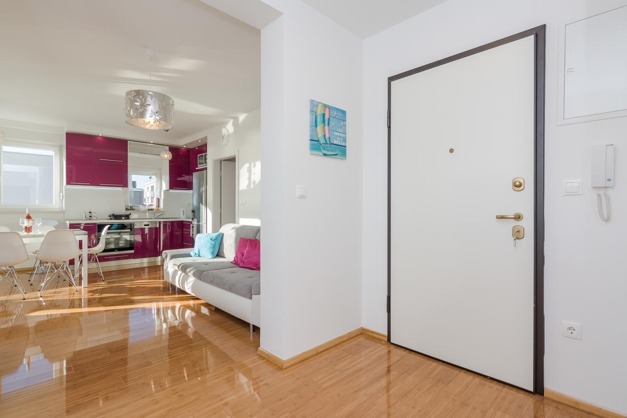 Fucshia Dreams, Brand New Penthouse For 8 Διαμέρισμα Novalja Εξωτερικό φωτογραφία